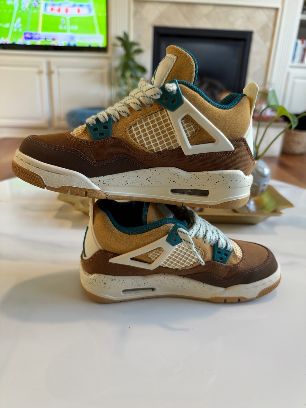 Air Jordan 4 Retro GS Cacao Wow Brown Teal Sneakers 4Y